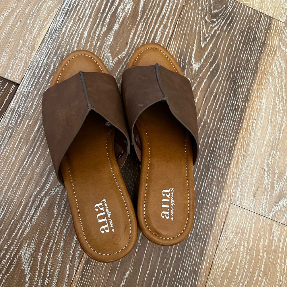 Ana Elissa Cognac Clog Sandals Shoes Women's Size 9 - Picture 8 of 11